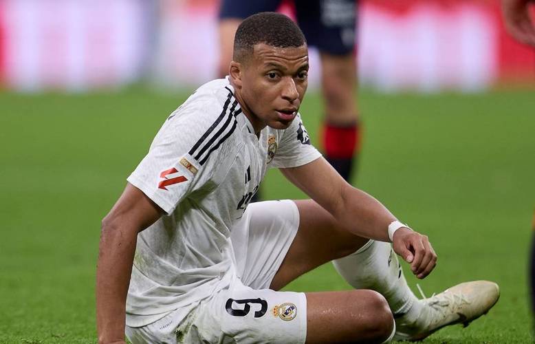 带伤出战？队报：姆巴佩本轮西甲扭伤脚踝，但仍坚持去法国队报到