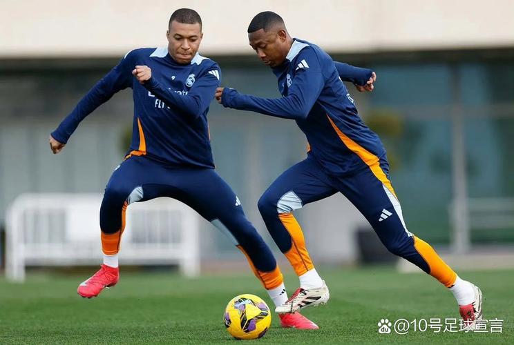 队报：姆巴佩和科纳特回归法国队合练，但仍进行适应性训练