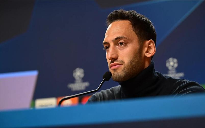 土媒：加拉塔萨雷内部人士强调，从未接触过恰尔汗奥卢