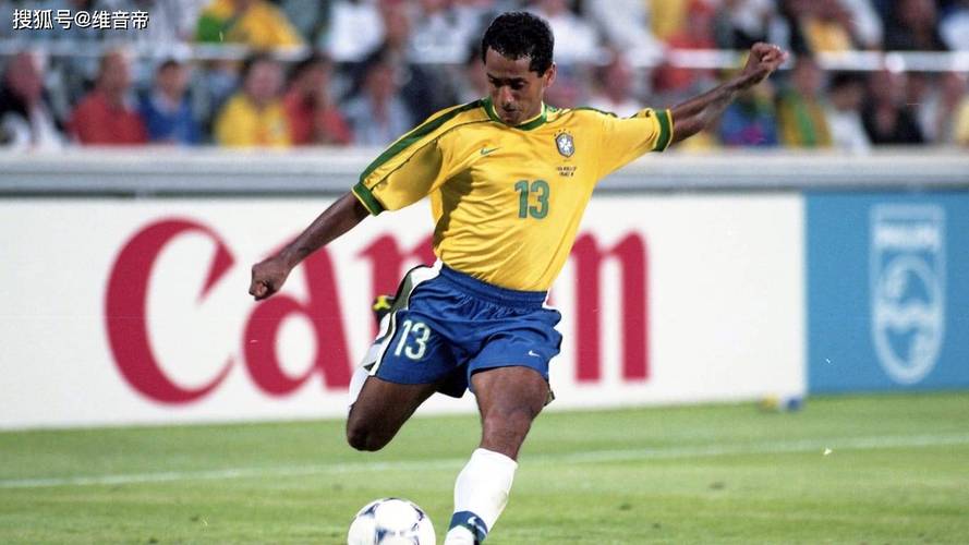 泽卡：在葡萄牙踢球时曾6个月没领薪水，想去日本因为钱多生活好