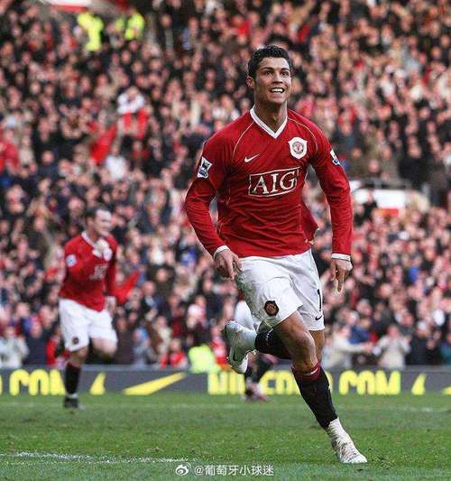 26岁意大利前锋索蒂尔：我的偶像是C罗 未来想被父亲执教