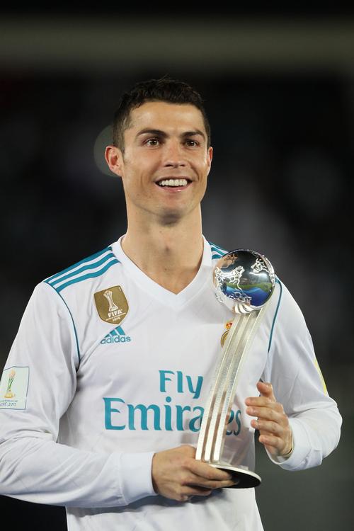 国家队历史射手榜：C罗141球居首，梅西114球第二，莱万87球第7