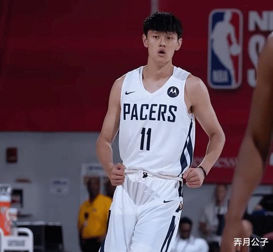 媒体人:不把曾凡博当成特别的存在 他的上场时间应该更少才对