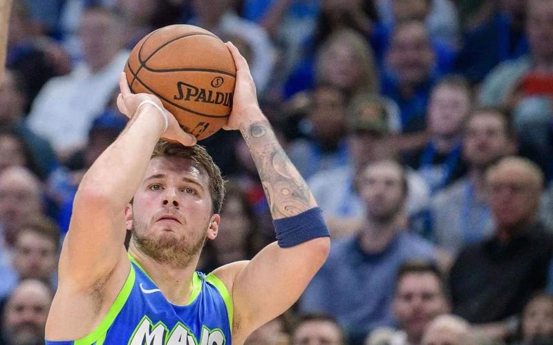 东契奇：要在合理出手与疯狂投篮之间找到平衡 我已经有进步了