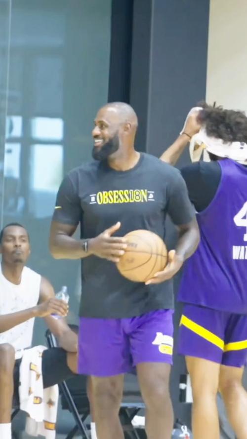 坐骨神经痛！Shams：詹姆斯将耐心恢复 计划11月中旬复出