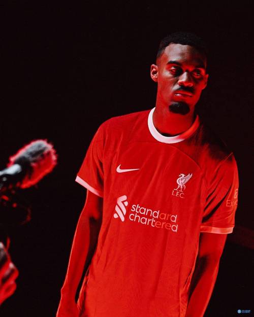 巴贝尔：德伦特曾租我效力利物浦时的房子，不交房租且用来开夜店