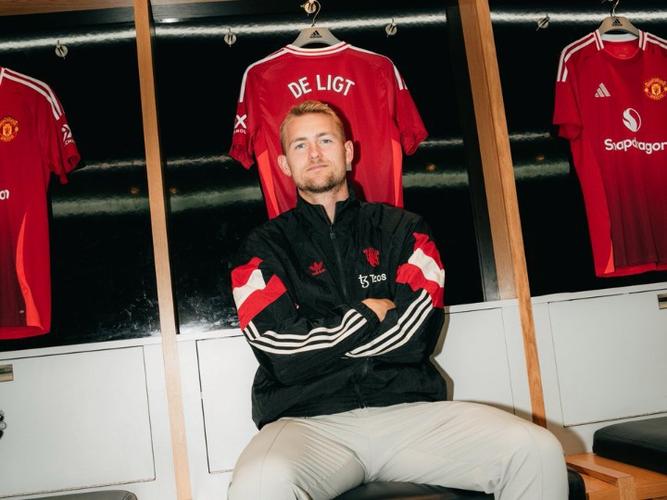 德里赫特专访⭐️人们认为我未达19岁的预期；我感到巅峰正在来临