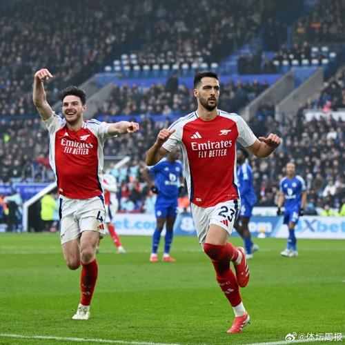 自我救赎！阿劳霍上一轮送点半场被换，本轮替补客串中锋打入绝杀