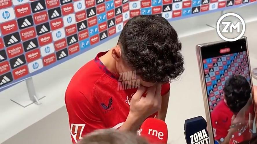 纳因戈兰怒喷马丁内斯：他根本不懂足球，是个糟糕的主教练