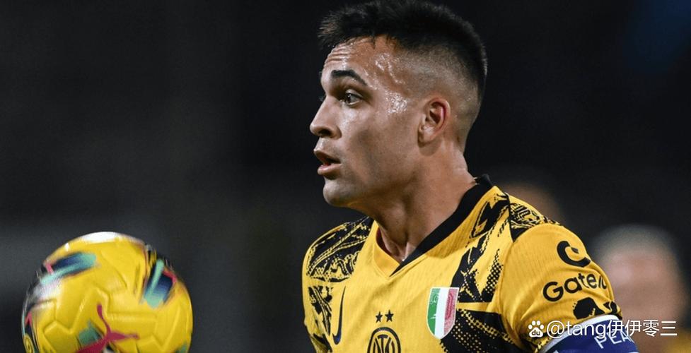 劳塔罗本场数据：1次助攻，5射0正，4次关键传球，评分6.5分