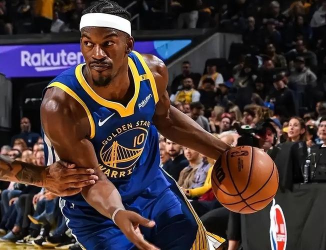 科尔：情况危急时要确保吉米能接球 追梦仍是世上最强防守人之一