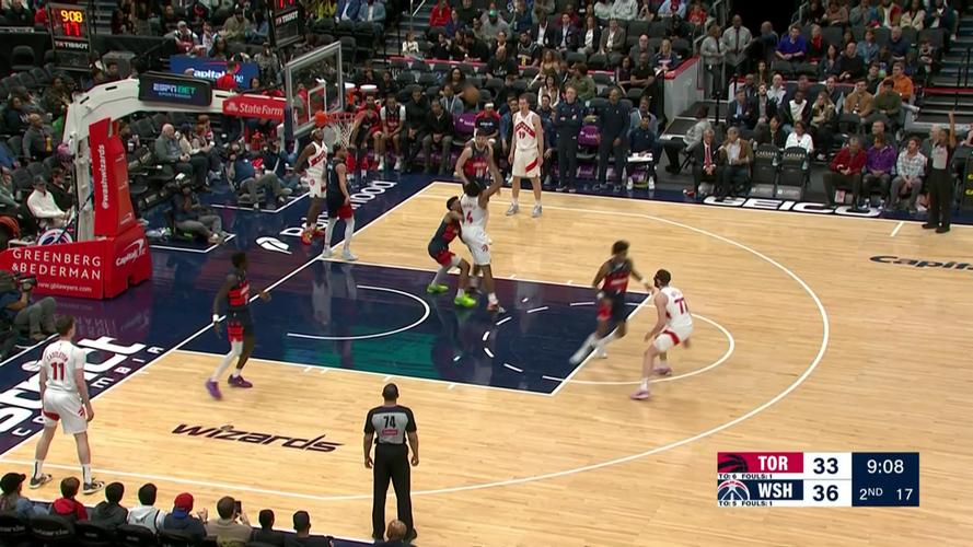 终结比赛！克尼佩尔破包夹 米勒助飞小桥空接暴扣！